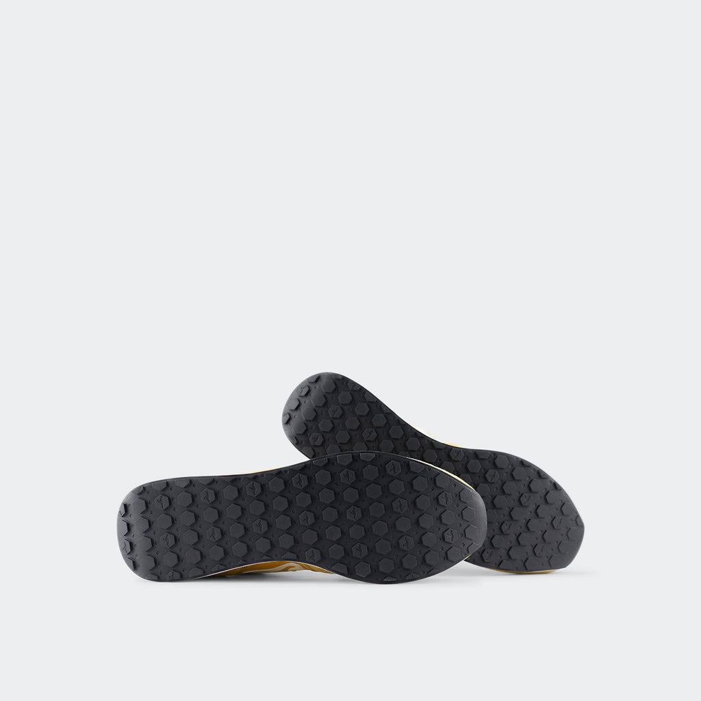 #color_mustard-cream