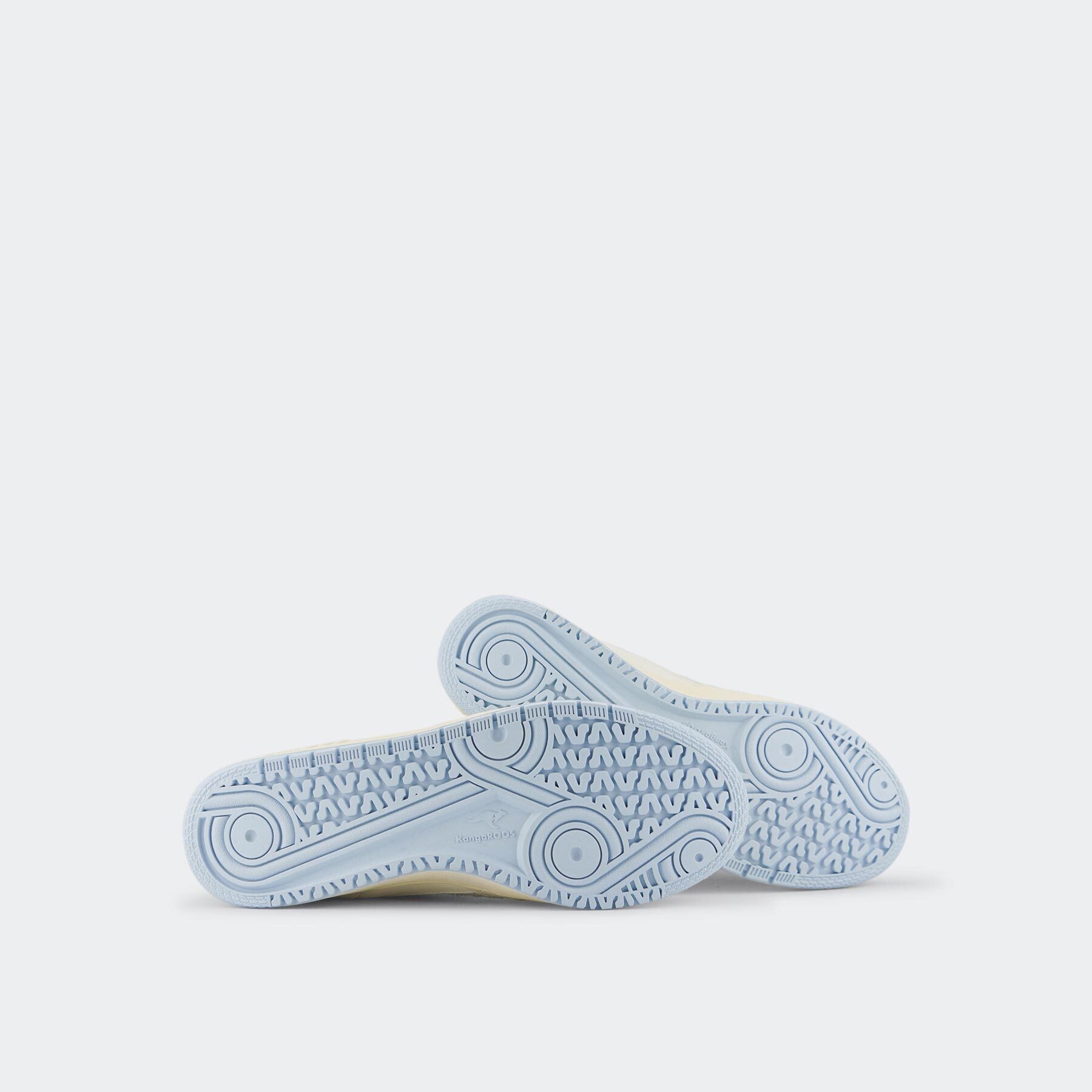 #color_cannoli-cream-winter-white