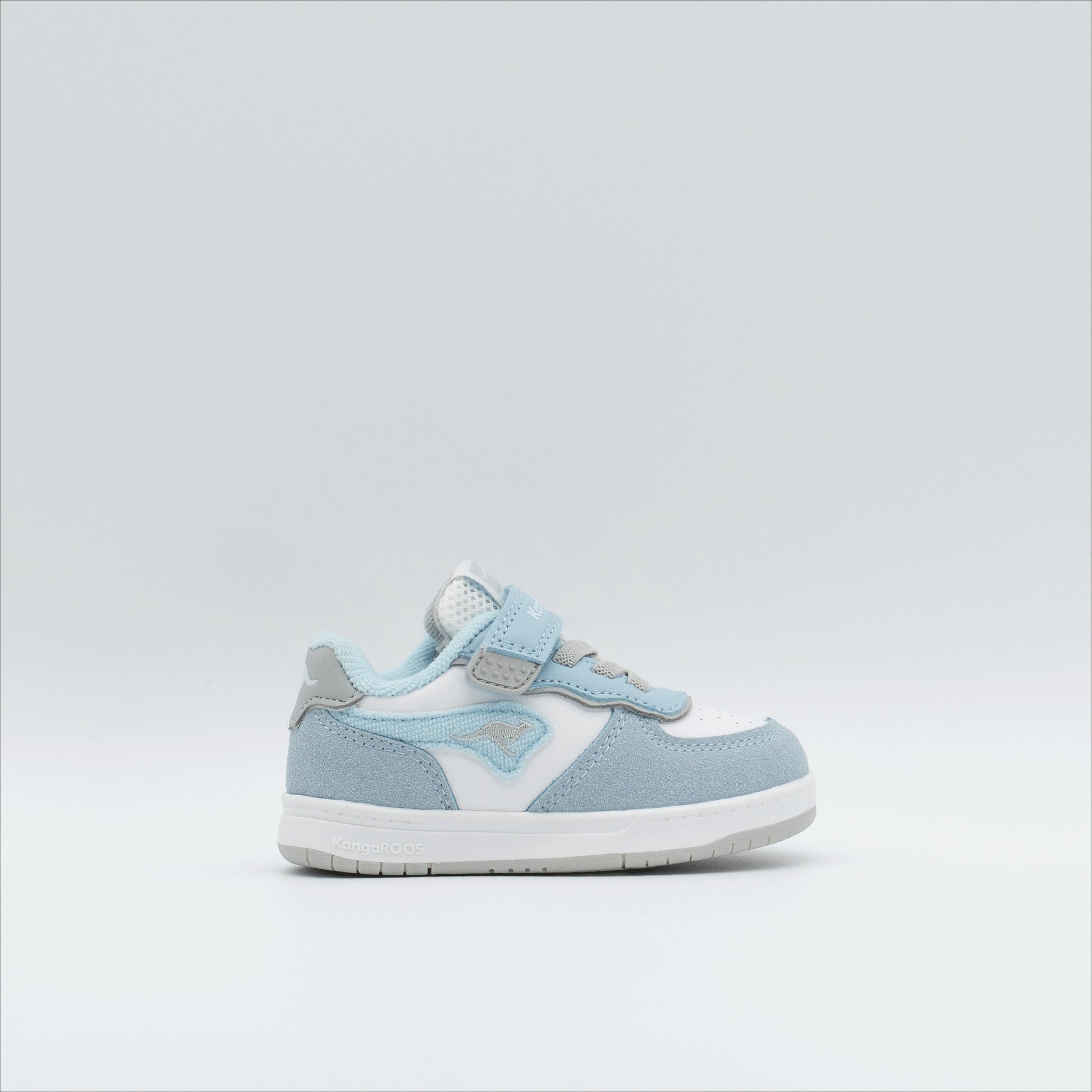 #color_blue-sky-vapor-grey