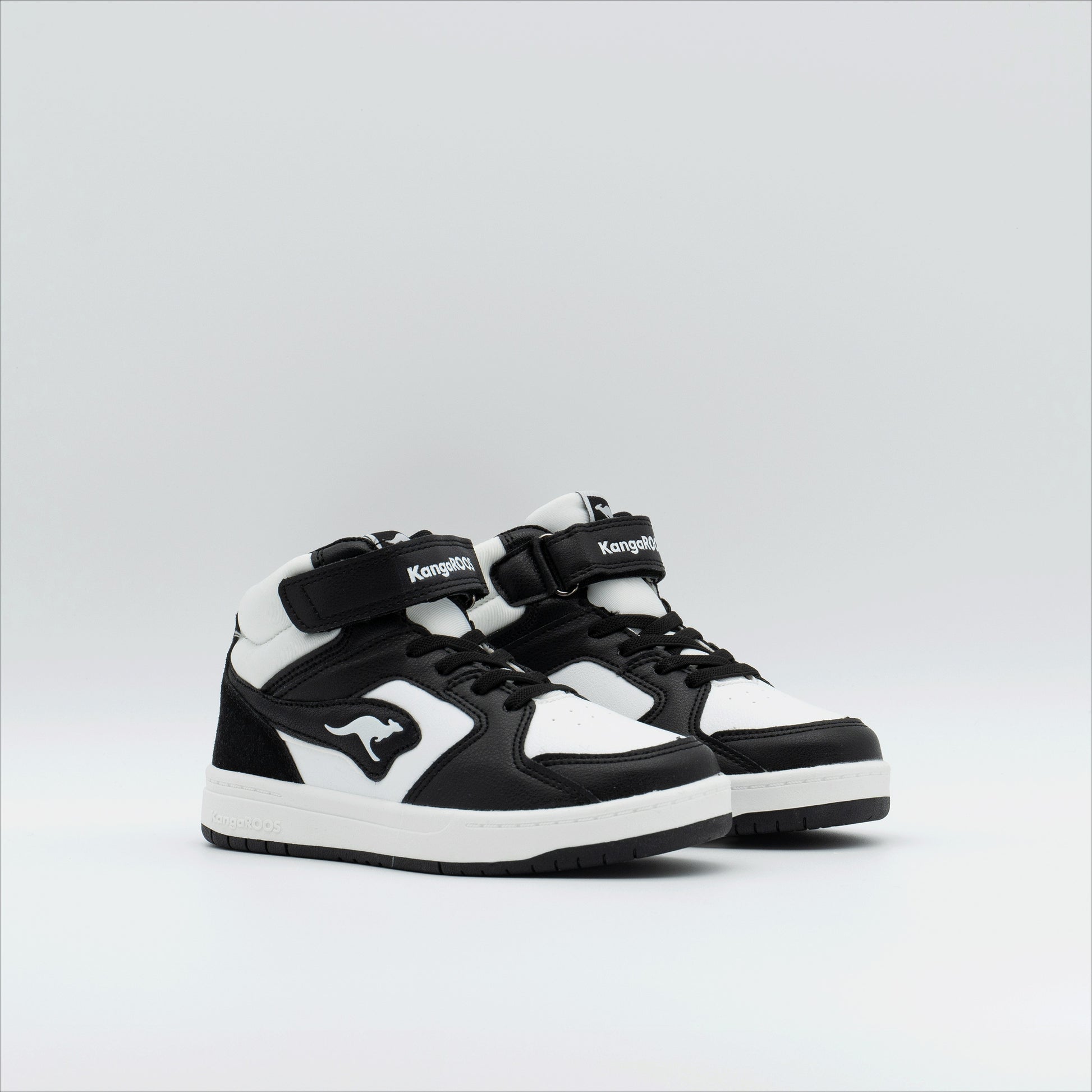 #color_jet-black-white