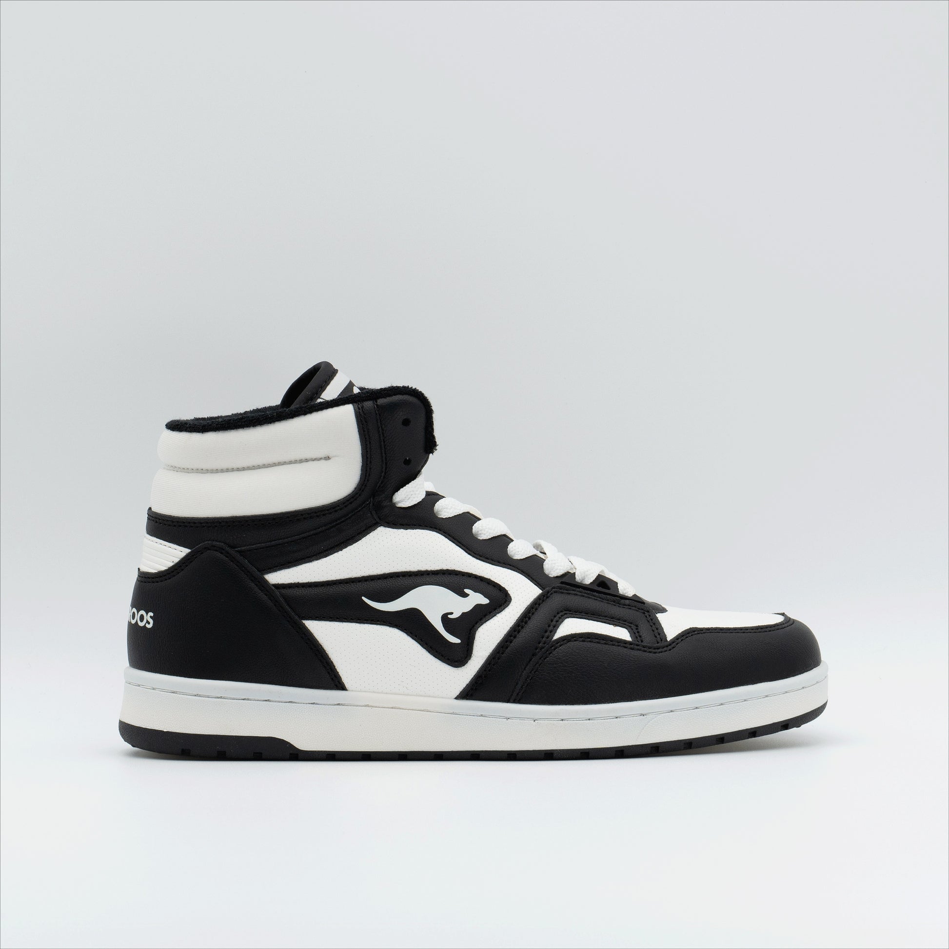 #color_jet-black-white