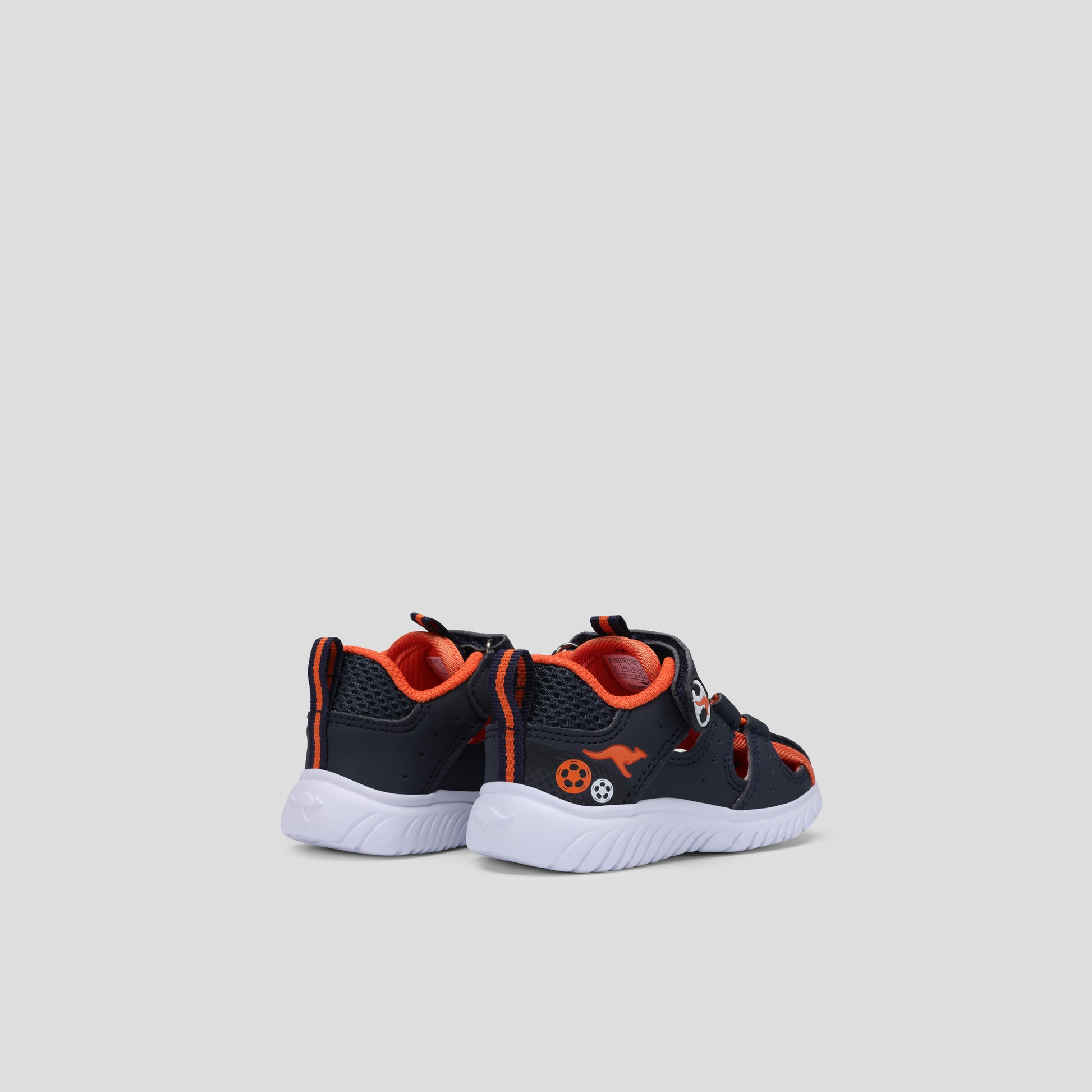 #color_dk-navy-soccer