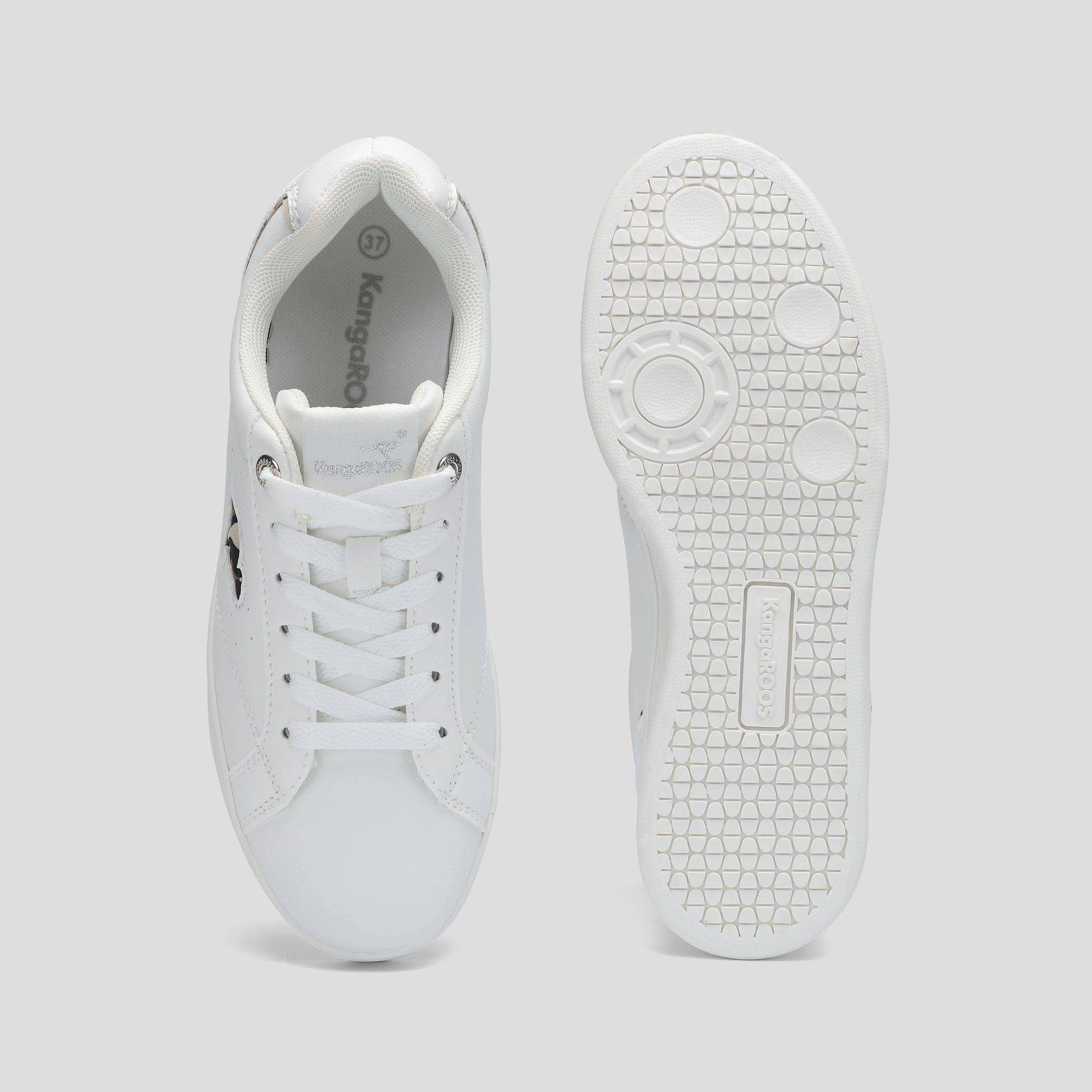 #color_white-leo