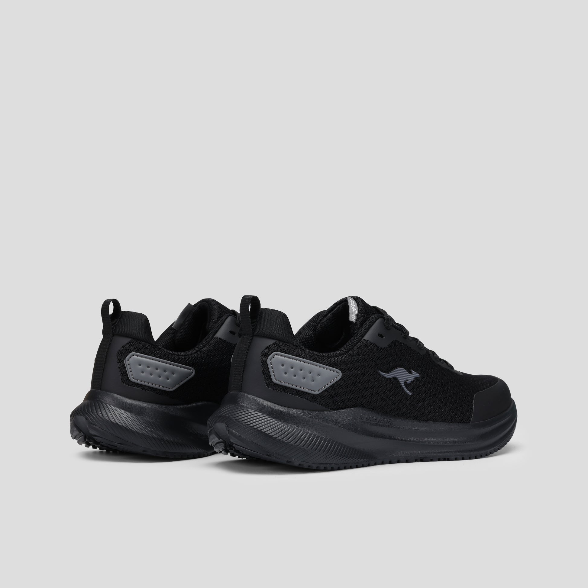 #color_jet-black-mono